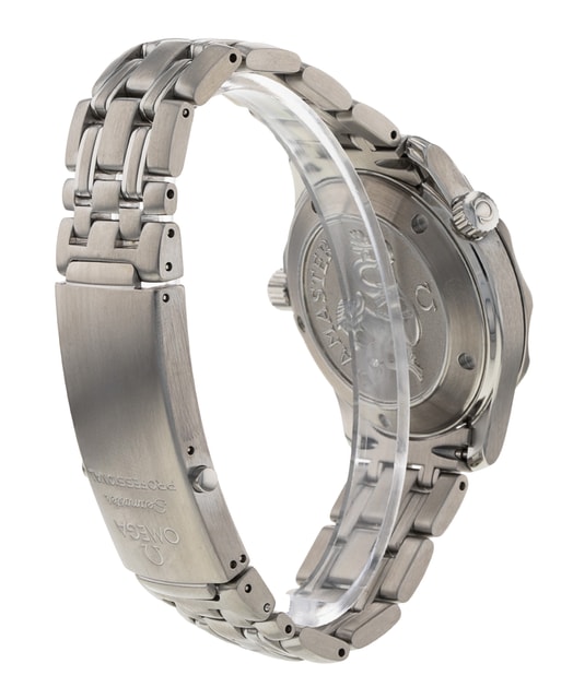 Omega Seamaster 300m Mid-Size 212.30.36.61.01.001 Image 3